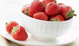 草莓皮肤爆料图片搞笑视频,搞笑视频里的“草莓奇遇记”